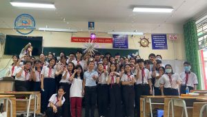 Thầy Tài và học sinh