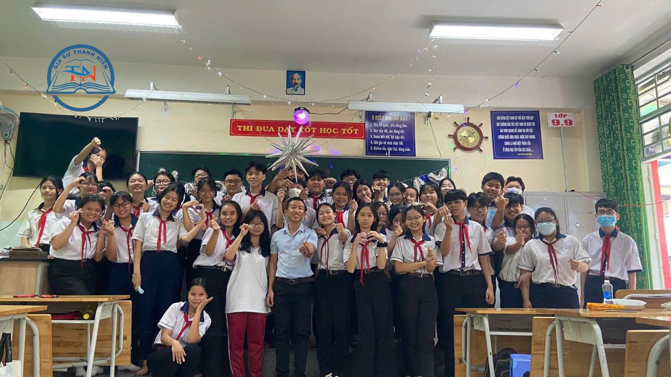 Thầy Tài và học sinh
