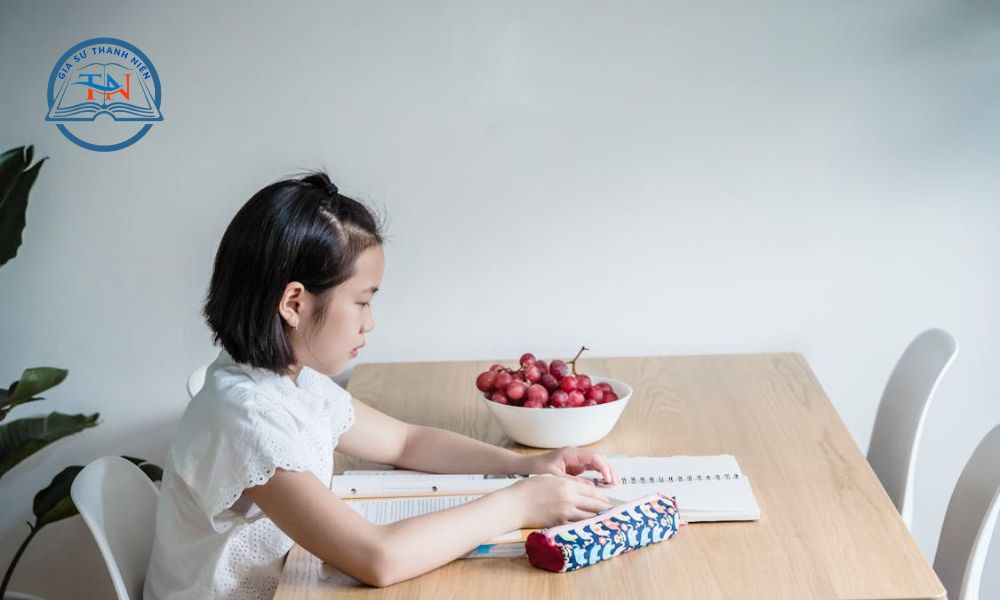 Nhiều phụ huynh hiện ưu tiên học gia sư 1 kèm 1 cho con