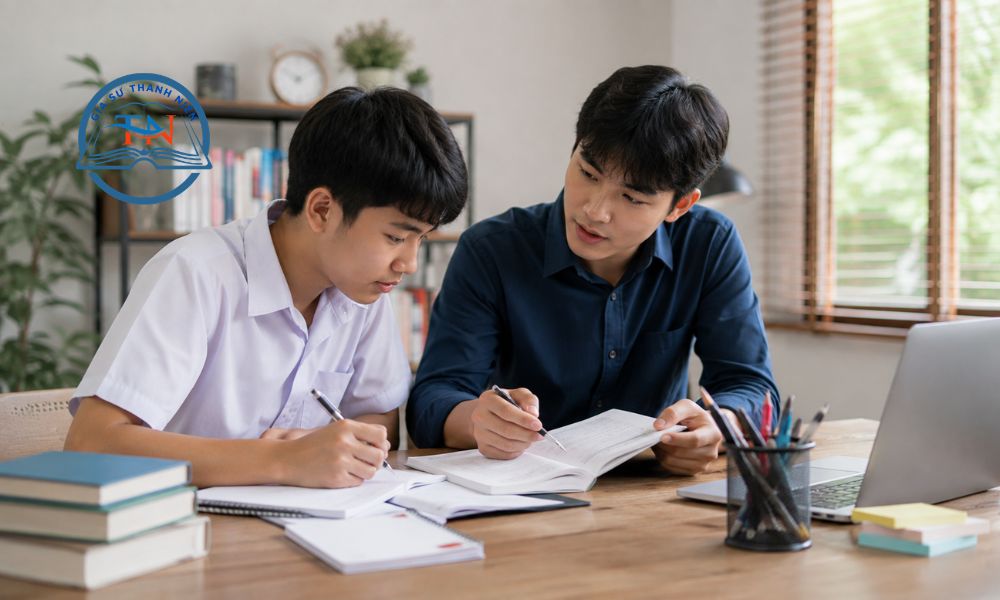 Giai đoạn đầu nên tập trung củng cố kiến thức nền như thế nào?